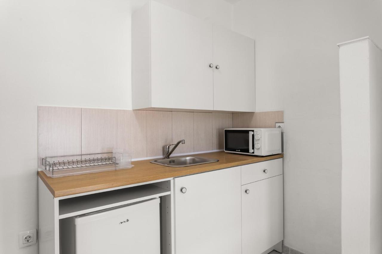 Nikolas Apartments Stoupa Lévktron Екстериор снимка
