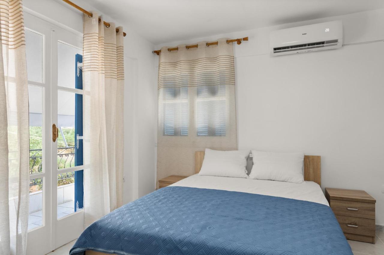 Nikolas Apartments Stoupa Lévktron Екстериор снимка