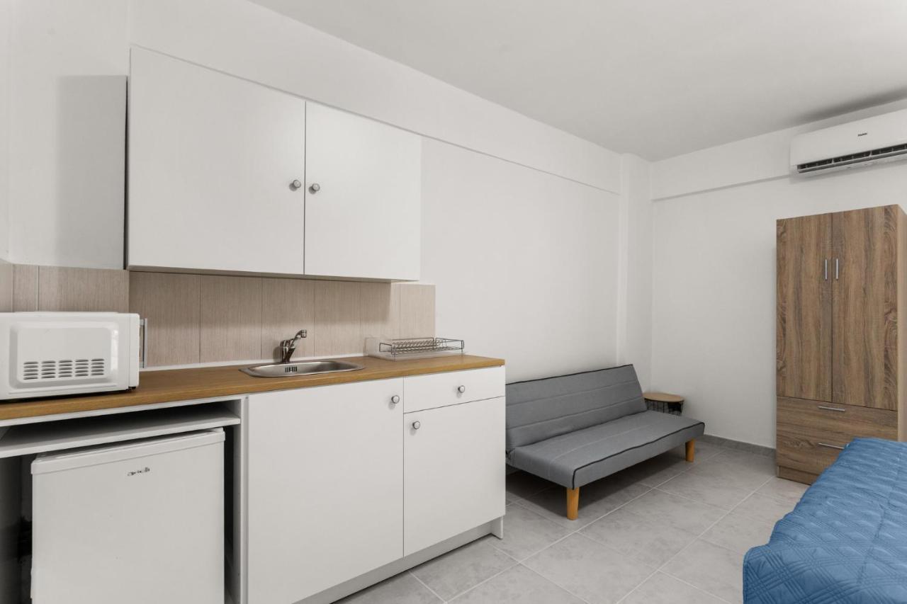 Nikolas Apartments Stoupa Lévktron Екстериор снимка
