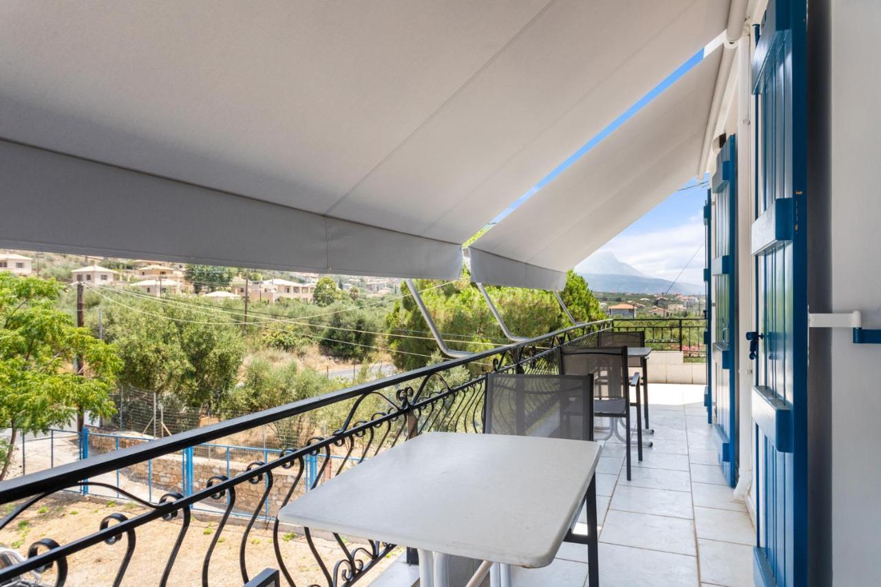 Nikolas Apartments Stoupa Lévktron Екстериор снимка